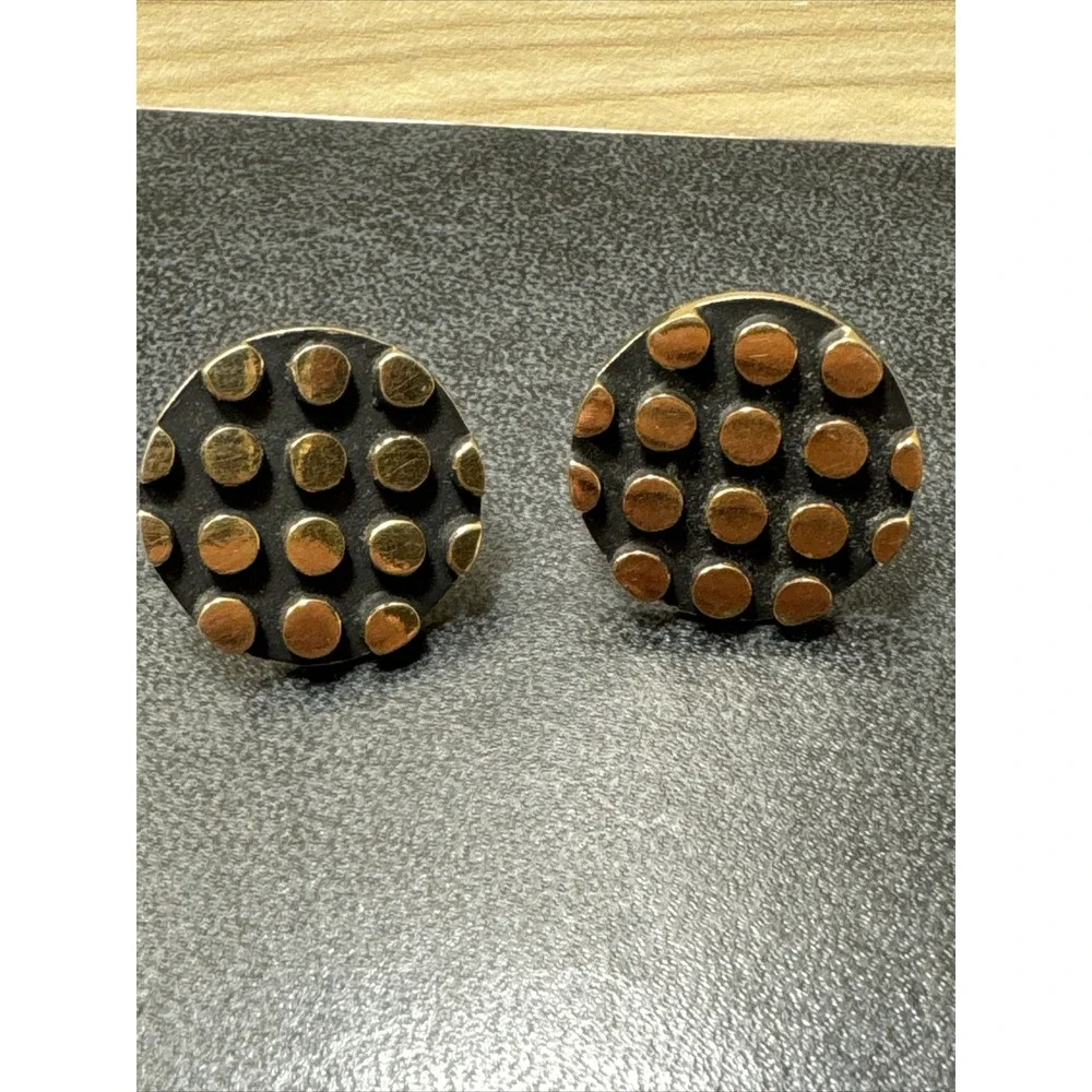 Swank Vintage Gold Tone And Black Round Cufflinks